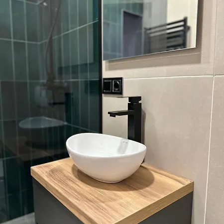 Vip 40 Lägenhet Lviv