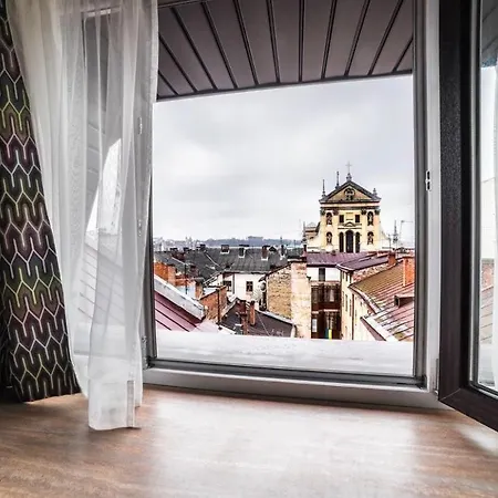Vip 40 Lägenhet Lviv