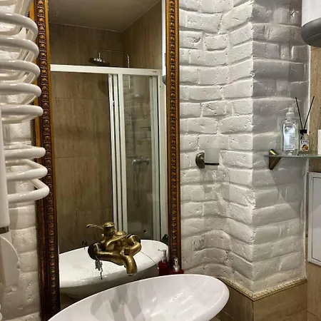 Lägenhet Vip 40 Lviv